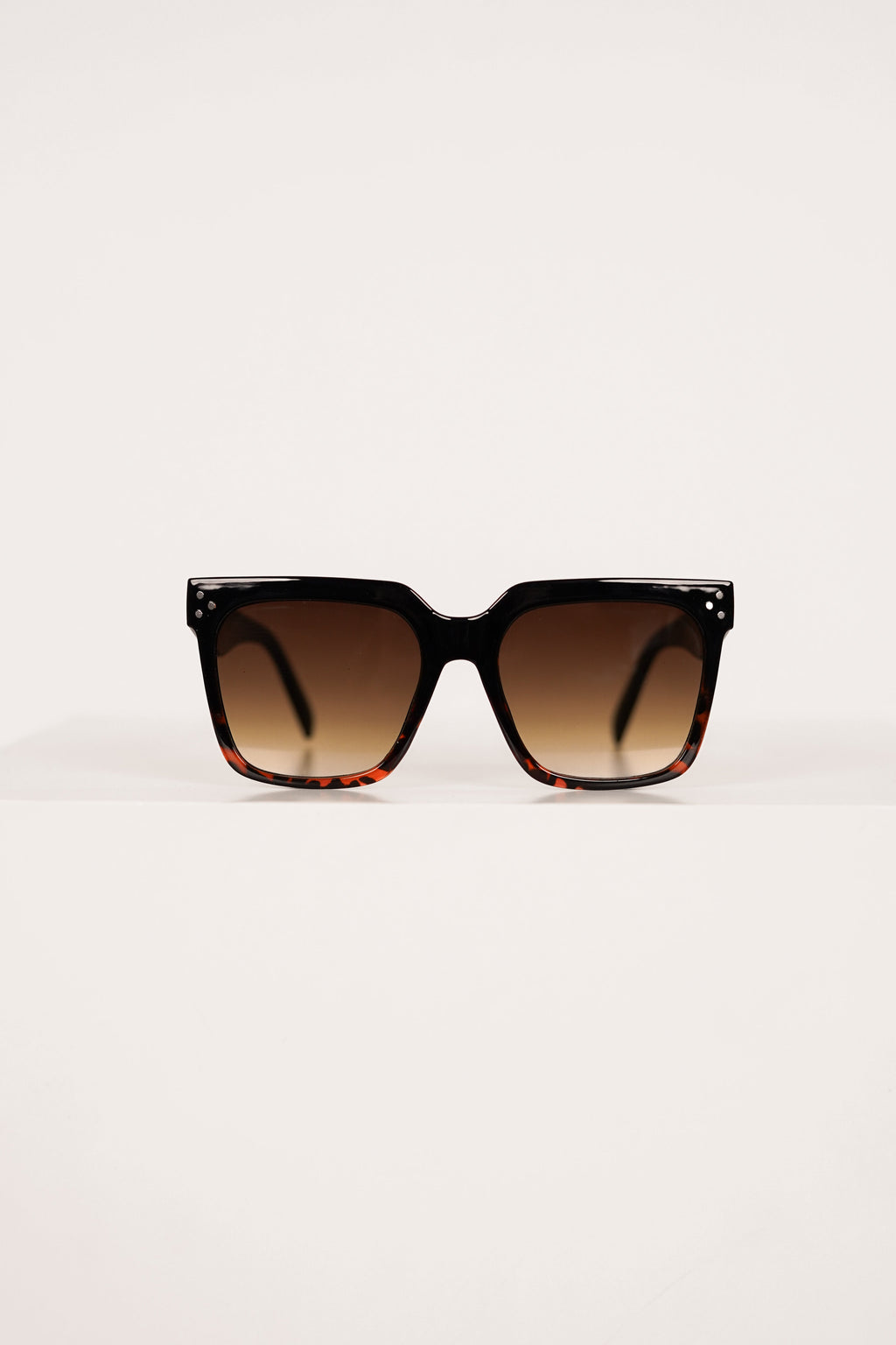 Vierkante zonnebril met bruine overloop - Kaylee