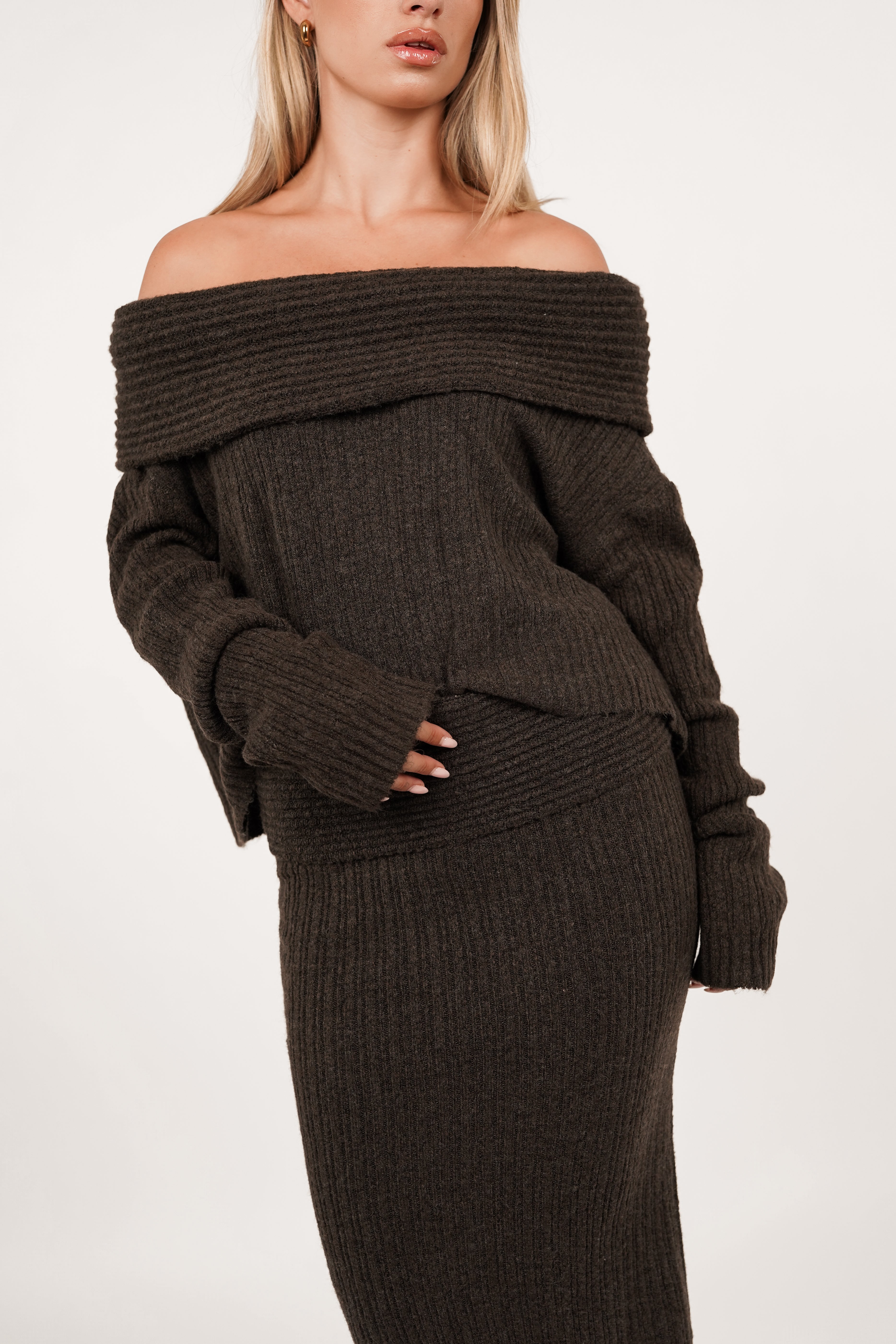 Off shoulder top knitted bruin - Shay