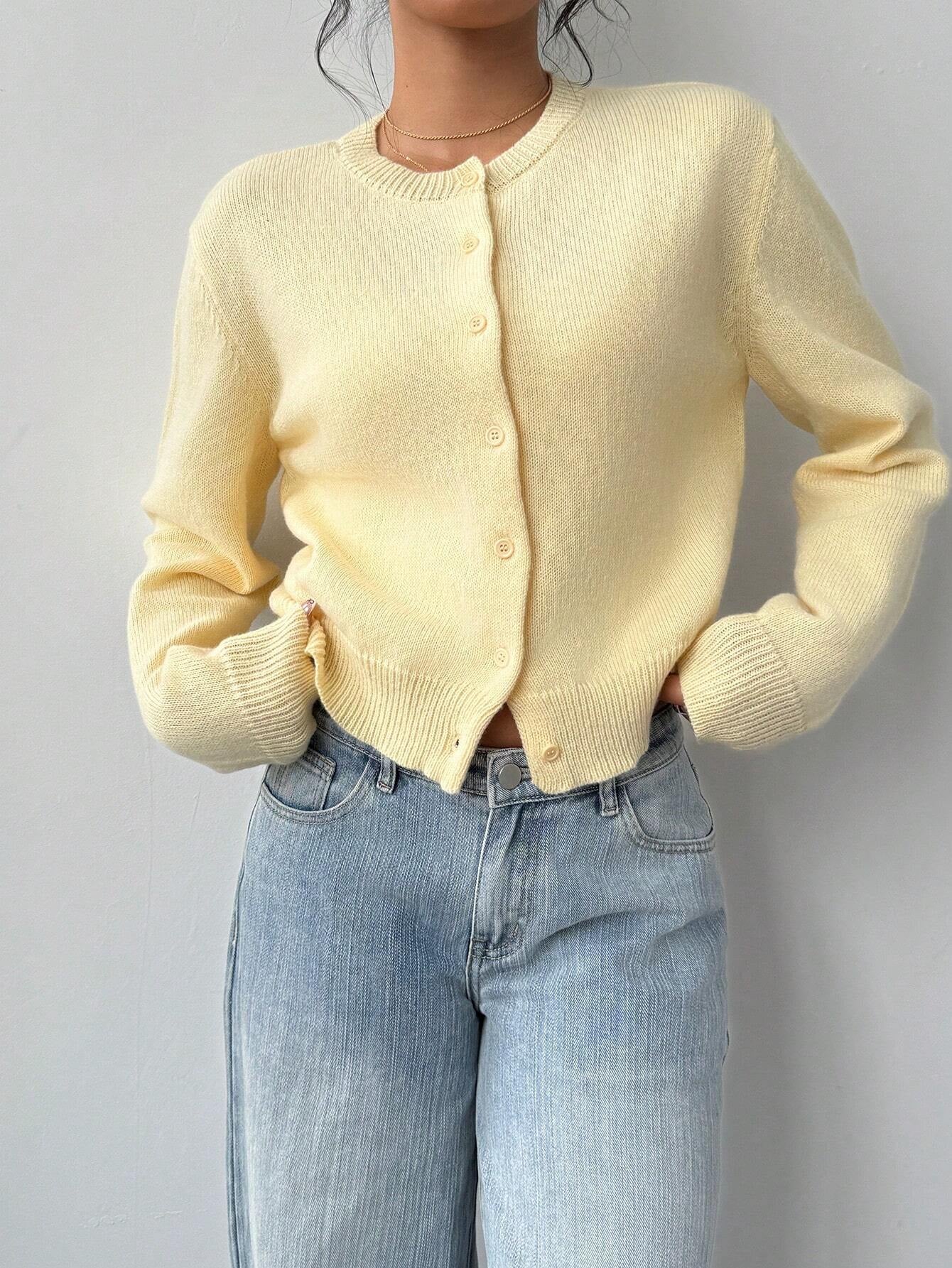Chic Long Sleeved Knitted Sweater